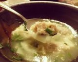 Foto langkah ke 5 dari resep Easy wonton soup.