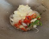 Foto langkah ke 3 dari resep Nasi Goreng Daun Jeruk.