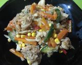 Foto del paso 5 de la receta: Vegetales salteados con pollo