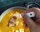 A picture of step 5 of Paneer lahsooni.