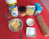 Foto del paso 1 de la receta: Tarta de yogur y piña sin horno
