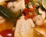 A picture of step 3 of Shrimp and Tilapia Soup.