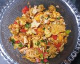 A picture of step 3 of Papad chaat.