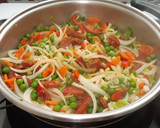 Foto del paso 2 de la receta: Garbanzos con tomate y chorizo (otra versión)