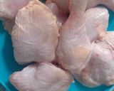Foto langkah ke 1 dari resep Ayam goreng.