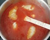 Une image de l'étape 2 de Hauts de cuisses de poulets en sauce tomate.