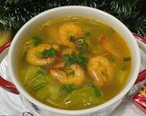 Hình bước làm 3 của món Canh cải xoăn và nấm nấu tôm