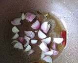 A picture of step 3 of Cheese matar palak.