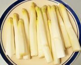 A picture of step 1 of White Asparagus Cream Soup.