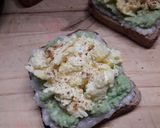 Foto del paso 6 de la receta: Avocado toast (almuerzo saludable) 🥪