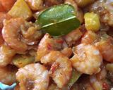 Foto langkah ke 5 dari resep Sambal Goreng Udang Kentang.