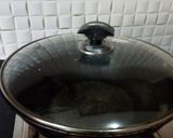A picture of step 6 of Bhindi Masala.