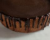 Foto del paso 14 de la receta: 🎂🍫🍰 Chocotorta de cumpleaños!! 🍰 Chocotorta con drip de chocolate, ganache y crema - facilísima!! 🍰🍫