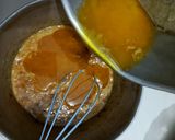 Foto langkah ke 4 dari resep Choco Banana Muffin.