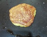 A picture of step 4 of Coconut pancake.