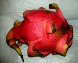 ড্রাগণ ফ্রুট মিল্কশেক (dragon fruit milkshake recipe in Bengali) রেসিপি ধাপ - 1 ছবি