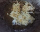 Foto langkah ke 5 dari resep Telur Ikan Kakap Goreng.