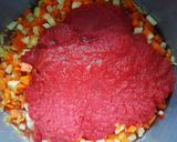 Tüzes paradicsomleves gazdagon 👌 recept fázis 2 fotója
