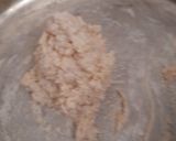 A picture of step 2 of Rumali Roti.