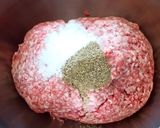 A picture of step 7 of Hamburger.