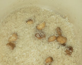 Foto del paso 4 de la receta: Arroz caldoso al ajo de mi pá