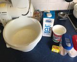Lángos, ami nem szívja be az olajat + az elmaradhatatlan fokhagyma recept fázis 1 fotója