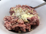 Bola daging anti ribet