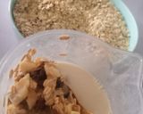 A picture of step 2 of Milk Soaked Fruit Oat Meal.