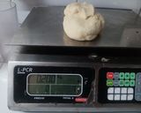 Foto del paso 5 de la receta: Mini pizza Margarita 🧀🍅🍕