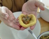 Foto langkah ke 6 dari resep Bakpao Labu Ayam Kecap.
