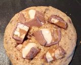 Une image de l'étape 8 de Cookies inratables aux Snickers.