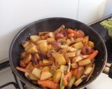 Foto del paso 3 de la receta: Wok de papas