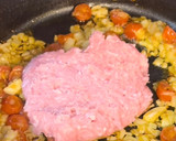 Foto del paso 2 de la receta: Pasta alla norcina y trufa 🥓🧀 (salchichas y trufa)