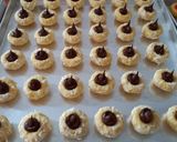 Foto langkah ke 8 dari resep Thumbprint cookies.