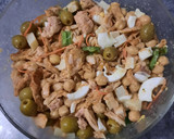 Foto del paso 4 de la receta: Ensalada de Garbanzos con tiras de pollo asado