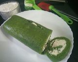 A picture of step 11 of Palak Paneer roll.