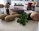 Une image de l'étape 1 de Samoussas Viande pommes de terre et coriandre.