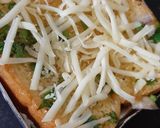 A picture of step 3 of Indo Korean Egg Sandwich.