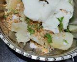 बटाटा रायतं..अर्थात बटाट्याची कोशिंबीर (batata raita recipe in marathi) रेसिपी स्टेप 2 फोटो 
