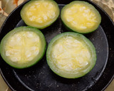 Foto del paso 3 de la receta: Zapallitos rellenos fáciles y rápidos
