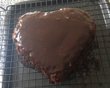 Foto del paso 10 de la receta: Pastel de chocolate envuelto en gelatina de fresas