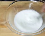 A picture of step 1 of Bombay Karachi Halwa.