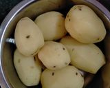 બટેટા નુ શાક(Bateta Shaak Recipe in Gujarati) રેસીપી સ્ટેપ1ફોટો