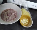 รูปขั้นตอนการทำที่ 1 ของ ตับหมูผัดขิง