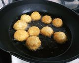 Foto langkah ke 9 dari resep Roti goreng 'snow white'.