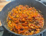 Une image de l'étape 10 de Bœuf aux tomates, carottes, oignons rouges et épices (avec pains paratha).