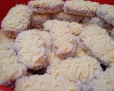 صورة لخطوة 4 من وصفة حلوى اللمبوط أو petit four بوصفة جديدة