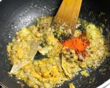 A picture of step 5 of Banana Stem Do Pyaza.