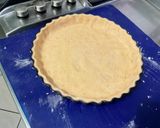 Une image de l'étape 5 de Tarte aux pommes et pralines roses.