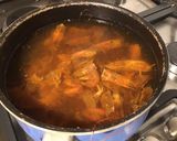Une image de l'étape 7 de Bouillon de crevettes au thym, laurier et fenugrec.
